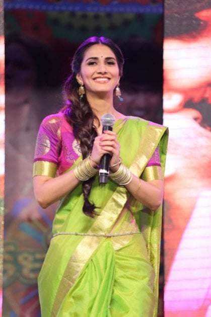 Vani-Kapoor-at-Aaha-Kalyanam-Audio-Launch